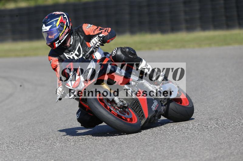 /Archiv-2025/49 26.08.2025 Cornu Master School ADR/blau-bleu/77